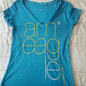 American Eagle tee